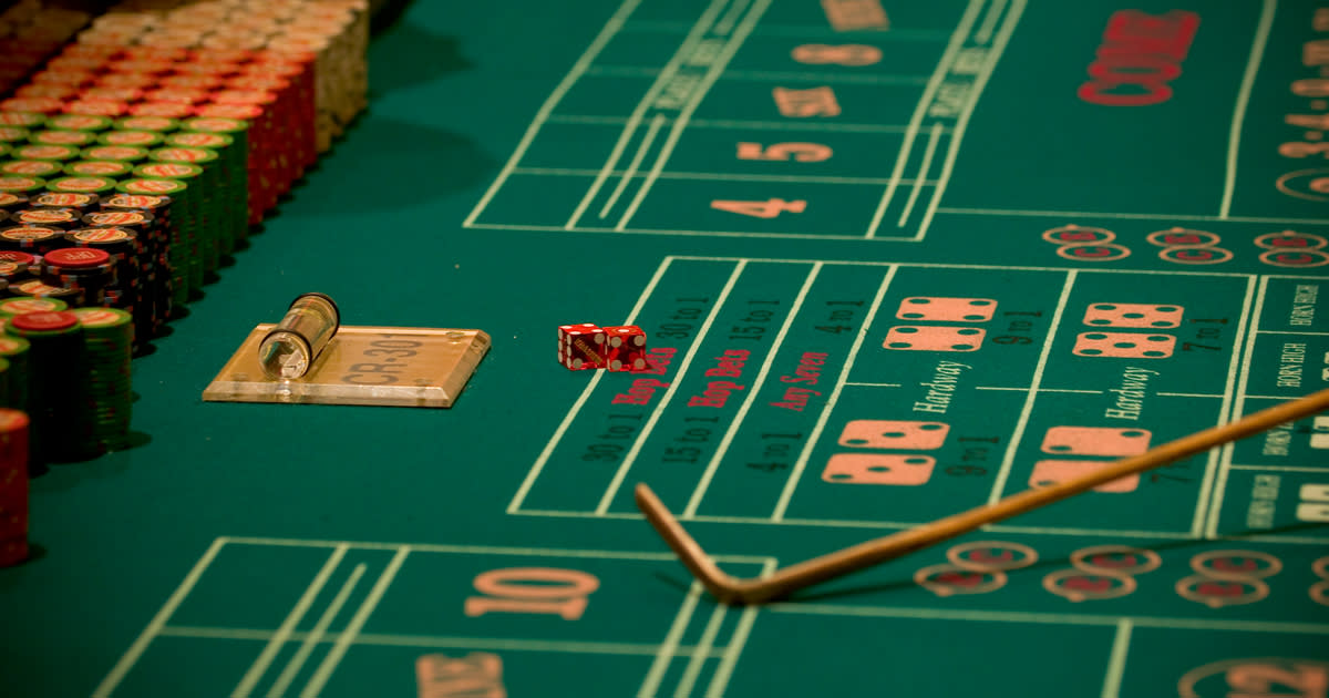 rivenditori dal vivo online Book of Ra Deluxe Jackpot Edition